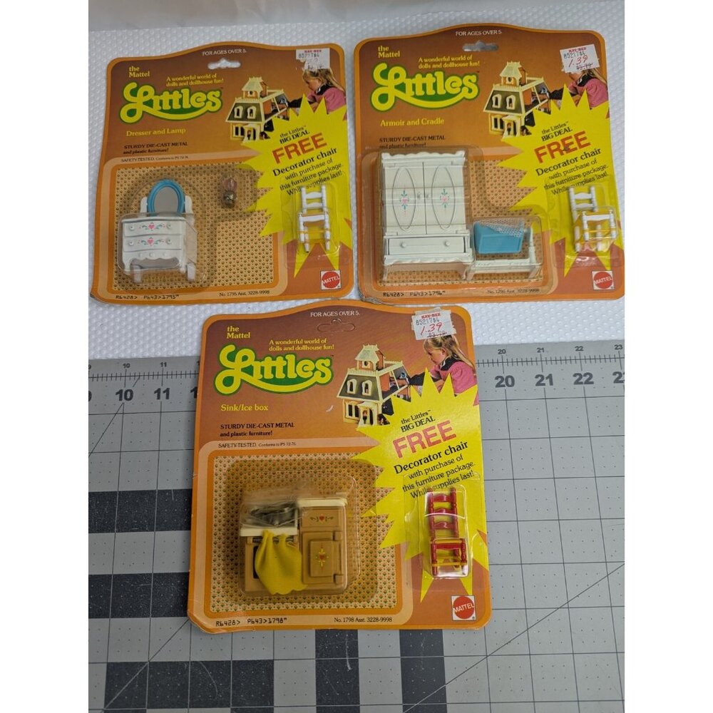 Mattel Littles Diecast Furniture Lot 1980‎ Dresser Armoire Sink Decorator Chair